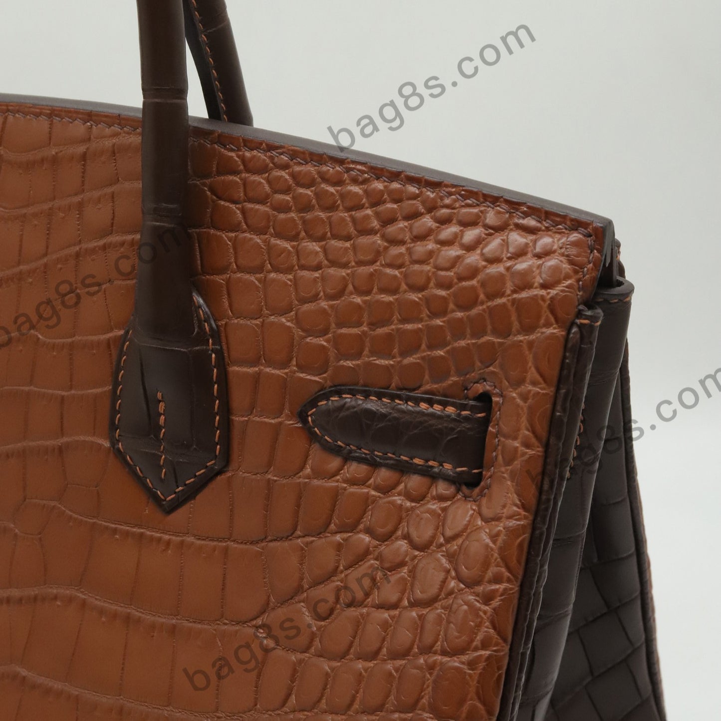 Matte Crocodile Platinum 30 Golden Brown with Ebony Gold Buckle